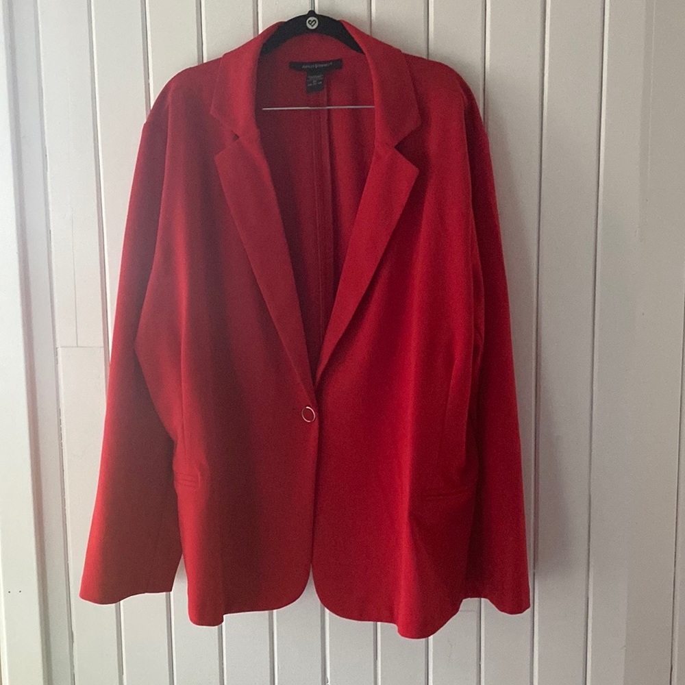 Red plus size blazer.